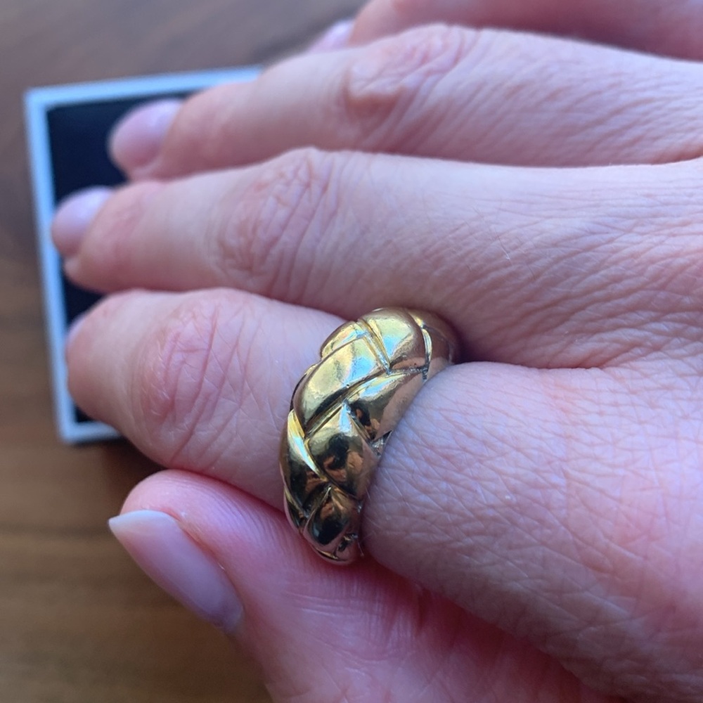 MISSOMA X LUCY WILLIAMS DOME WAFFLE RING | GOLD | Size 7 - Picture 9 of 9